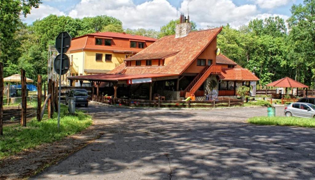 Zajazd Ostep Gorzyń Exterior foto